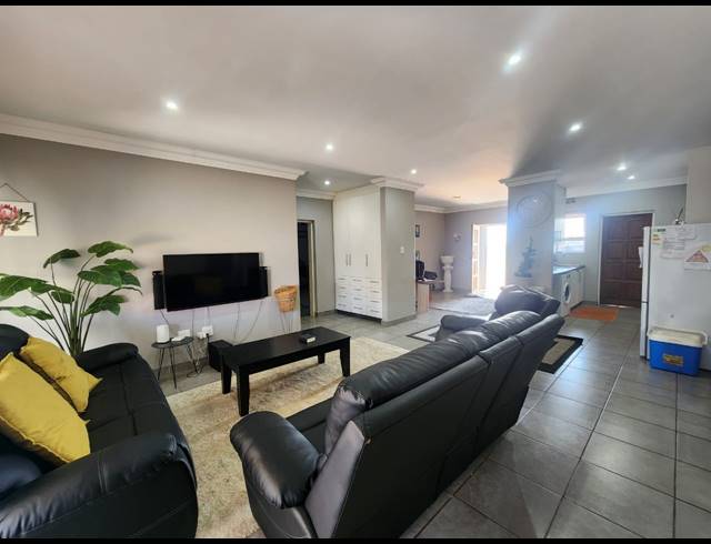 3 BEDROOM HOUSE FOR SALE IN ARCON PARK